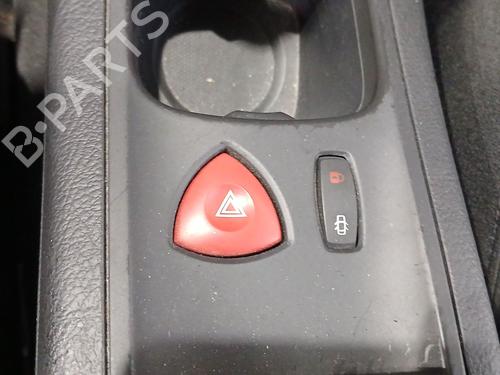 Used Warning switch RENAULT LAGUNA II (BG0/1_) 2.0 16V (BG00, BG0K, BG0P, BG0W) (135 hp) 30933743