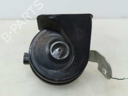 Used Horn VOLVO V40 Hatchback (525) D3 (150 hp) 14143718