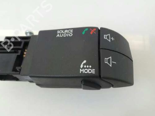 Used Steering wheel controls RENAULT VEL SATIS (BJ0_) 2.2 dCi (BJ0E, BJ0F, BJ0G, BJ0H) (140 hp) 3270872