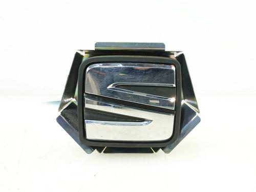 Used Tailgate handle SEAT LEON (5F1) 1.5 TGi (131 hp) 31921082