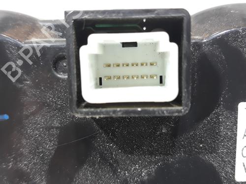 Climate control MITSUBISHI OUTLANDER II (CW_W) 2.2 DI-D 4WD | BP17384119I5 