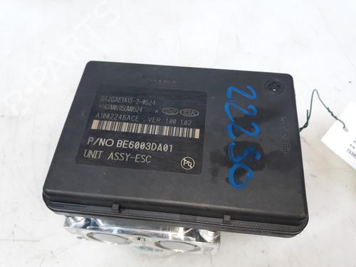 Used ABS pump KIA STONIC (YB) 1.0 T-GDi (120 hp) 15084260