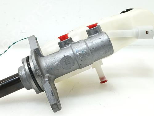 Brake master cylinder TOYOTA HILUX VIII Pickup (_N1_)  | BP29566574M77 