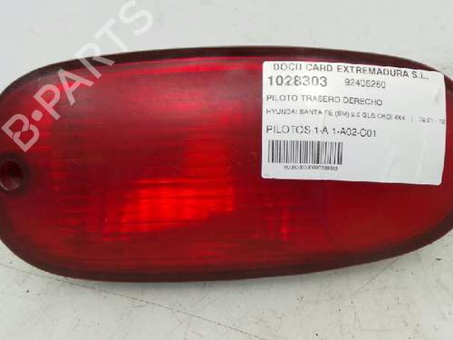 Used Right taillight HYUNDAI SANTA FÉ I (SM) 2.0 CRDi 4x4 (113 hp) 2342678