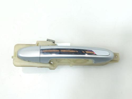 Used Front right exterior door handle HYUNDAI SANTA FÉ II (CM) 2.2 CRDi (139 hp) 29748044