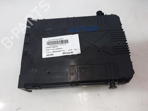 Fuse box PEUGEOT 308 II (LB_, LP_, LW_, LH_, L3_)  | BP11835542E1 