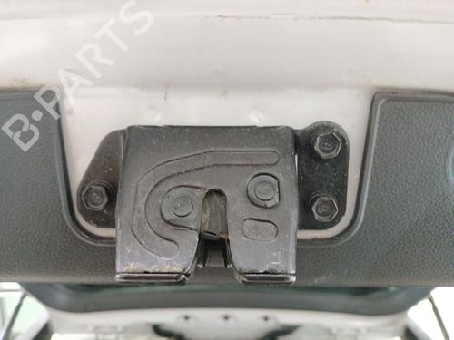 Used Tailgate lock KIA SPORTAGE II (JE_, KM_) 2.0 i 16V (141 hp) 24622272