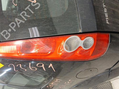 Used Left taillight FORD FIESTA V (JH_, JD_) 1.4 TDCi (68 hp) 28213889