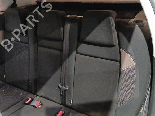 rear-seat-2nd-row-peugeot-2008-i-cu_-2013-36799070 main image
