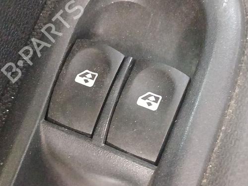 Used Left front window switch Left front window switch RENAULT CLIO III Grandtour (KR0/1_) 1.5 dCi (KR0F) (86 hp) 40127574 40127574