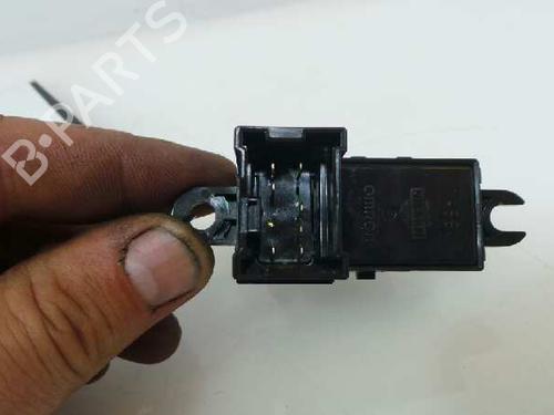 Left rear window switch NISSAN PRIMERA Hatchback (P12) 2.2 dCi | BP1335414I29 