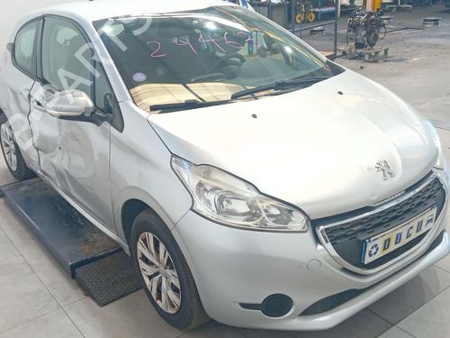 Brugte PEUGEOT 208 I (CA_, CC_) 1.2 VTI 82 4818409
