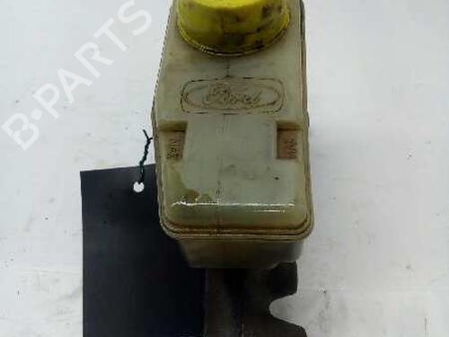 Used Brake master cylinder FORD FIESTA III (GFJ) [1989-1997]  1653955