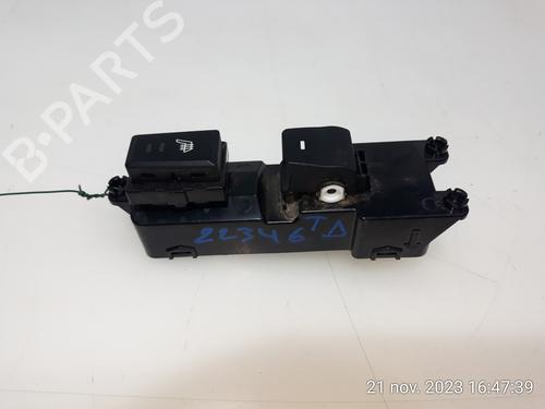 Used Left rear window switch HYUNDAI TUCSON (TL, TLE) 2.0 CRDi All-wheel Drive (136 hp) 16056412