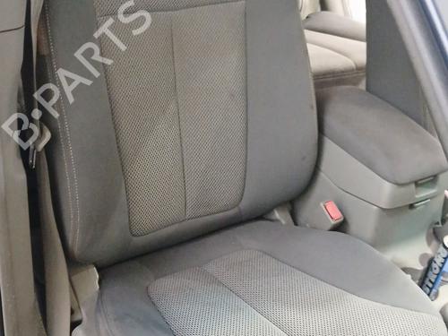 Used Right front seat Right front seat 37024626 37024626