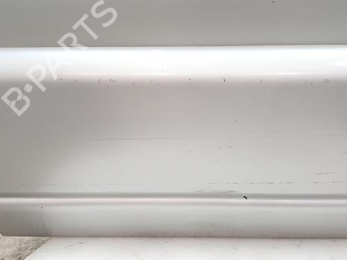 Right front door KIA SPORTAGE II (JE_, KM_) 2.0 i 16V | BP24627701C3