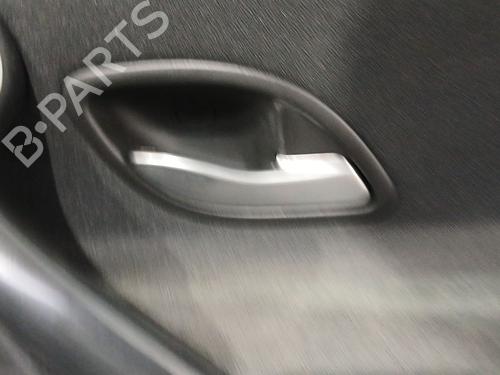 Højre fortil invendig håndtag RENAULT LAGUNA II (BG0/1_) 2.0 16V (BG00, BG0K, BG0P, BG0W) (135 hp) 30933720