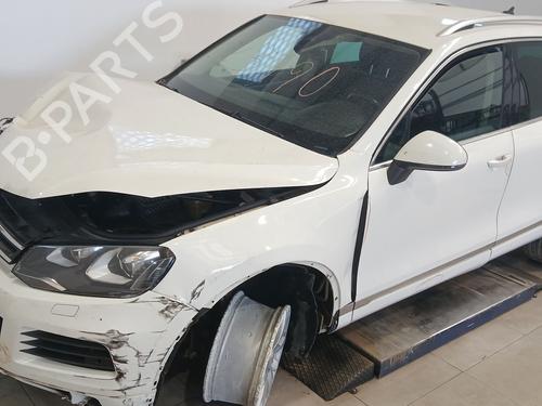 Vitre de custode arrière gauche VW TOUAREG (7P5, 7P6) 4.2 V8 TDI | BP30872770C93
