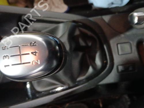 Used Shift knob RENAULT CLIO IV (BH_) 0.9 TCe 90 (BHNF, BHMA, BHMH, BHJK, BHJR) (90 hp) 30872659