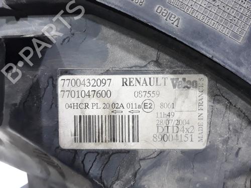 Faro derecho RENAULT SCÉNIC I MPV (JA0/1_, FA0_) 1.9 dCi (JA05, JA1F) | BP18672557C29 