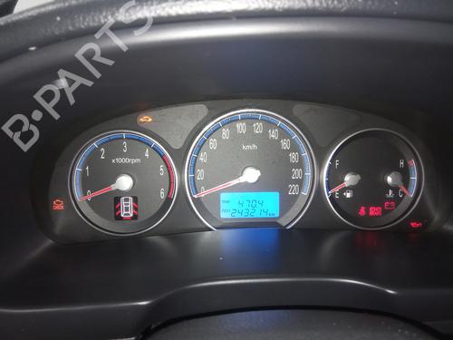 Used Instrument cluster HYUNDAI SANTA FÉ II (CM) 2.2 CRDi GLS (150 hp) 17480516