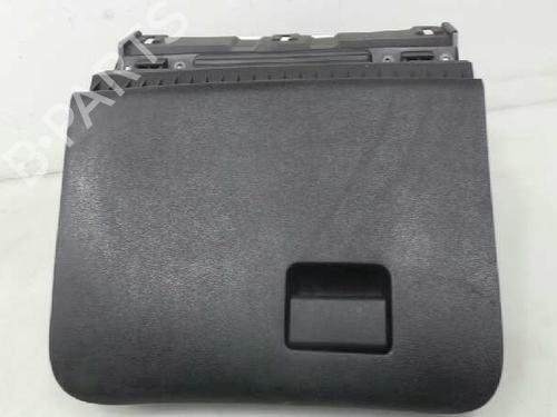 Used Glove box NISSAN JUKE (F15) 1.5 dCi (110 hp) 5123390