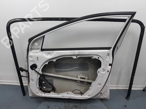Right front door HYUNDAI i40 I (VF) 1.7 CRDi | BP12989654C3 