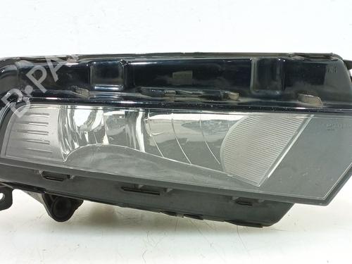 Right front fog light SEAT LEON (5F1) 1.5 TGi | BP31837731C31