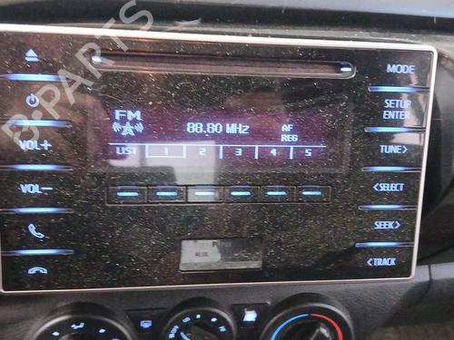 Used Display monitor TOYOTA HILUX VIII Pickup (_N1_) [2015-2025]  29332040