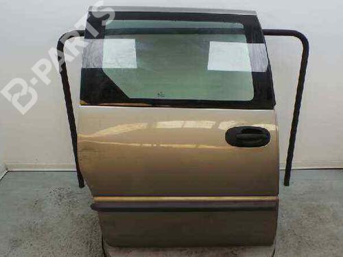 Used Right slide door Right slide door CHRYSLER VOYAGER / GRAND VOYAGER III (GS_, NS_) 2.5 TD (116 hp) 579913 579913