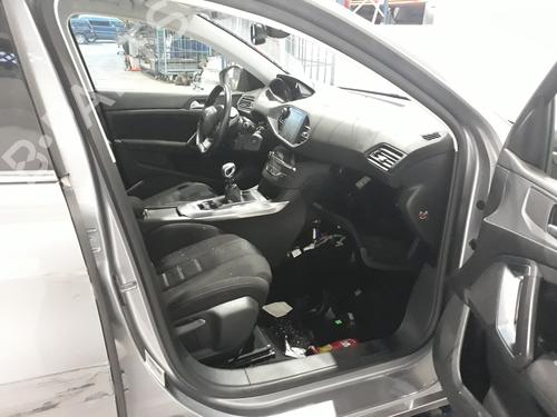 Instrument cluster PEUGEOT 308 II (LB_, LP_, LW_, LH_, L3_)  | BP11018908C47 