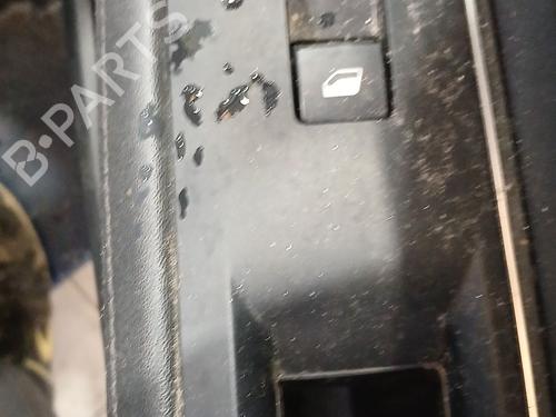 Used Right front window switch Right front window switch 36882645 36882645
