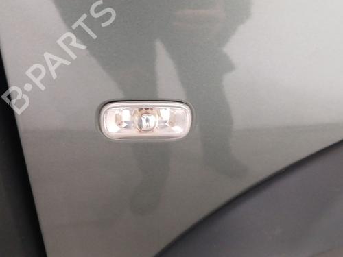 Used Right side indicator Right side indicator 37073618 37073618