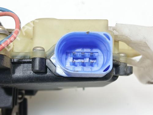 Rear left lock VW POLO (9N_, 9A_) 1.4 16V | BP22983718C100 