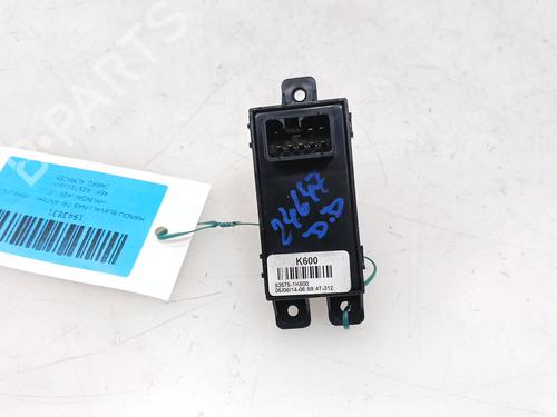 Right front window switch HYUNDAI ix20 (JC) 1.4 | BP39509907I26 - Image 3