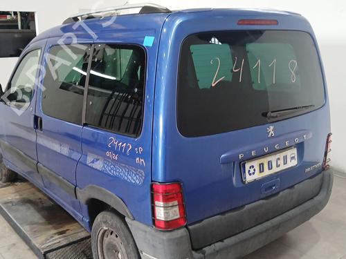 Right front fog light PEUGEOT PARTNER MPV (5_, G_) 1.6 HDi 90 | BP32092152C31 