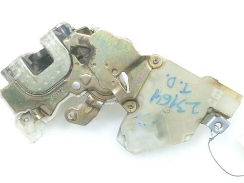 Rear right lock NISSAN TERRANO II (R20) 2.7 TDi 4WD | BP21086984C99 
