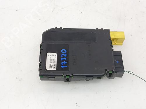 Used Electronic module Electronic module VW JETTA III (1K2) 1.9 TDI (105 hp) 33320093 33320093
