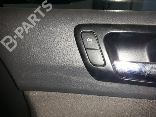 Used Right front window switch Right front window switch VW POLO (9N_, 9A_) 1.4 TDI (70 hp) 8380400 8380400