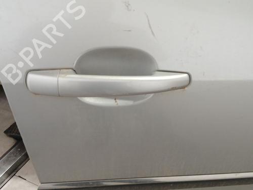 Używane Klamka zewnętrzna drzwi przednich prawych PEUGEOT 407 (6D_) 2.0 HDi 135 (6DRHRH, 6DRHRE, 6DRHRG, 6DRHRJ) (136 hp) 30873270
