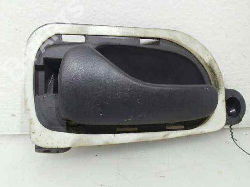 Used Rear left interior door handle Rear left interior door handle RENAULT ESPACE III (JE0_) 2.2 dCi (JE0K) (130 hp) 4373955 4373955