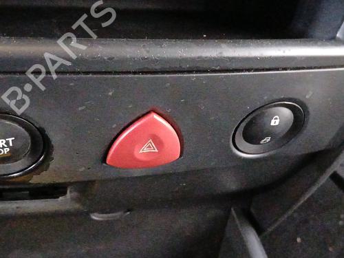 Used Warning switch Warning switch RENAULT MEGANE II (BM0/1_, CM0/1_) 1.6 16V (BM0C, CM0C) (113 hp) 32686848 32686848