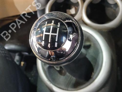 Used Shift knob Shift knob MINI MINI (R50, R53) Cooper (116 hp) 39981273 39981273
