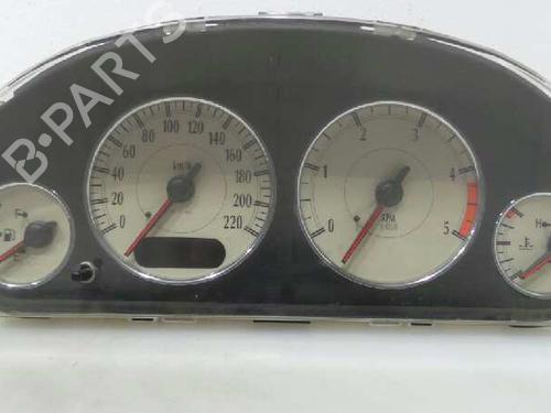 Used Instrument cluster CHRYSLER VOYAGER IV (RG, RS) 2.5 CRD (141 hp) 4762931