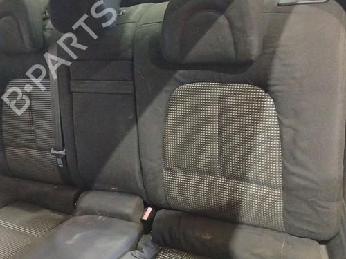 Siège arrière (2ème rangée) PEUGEOT 407 (6D_) 2.0 HDi 135 (6DRHRH, 6DRHRE, 6DRHRG, 6DRHRJ) (136 hp) 30626053