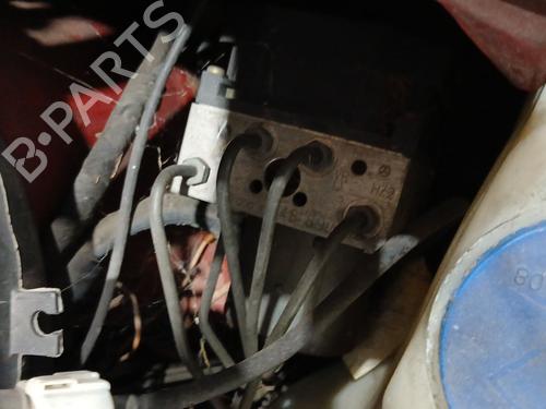 Used ABS pump MERCEDES-BENZ VITO Bus (W638) 114 2.3 (638.134, 638.194) (143 hp) 32299408