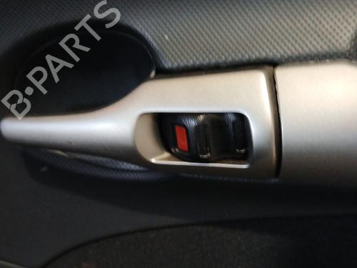Høyre bak invendig håndtak TOYOTA AURIS (_E15_) 1.4 D-4D (NDE150_, NDE150R) (90 hp) 30899045