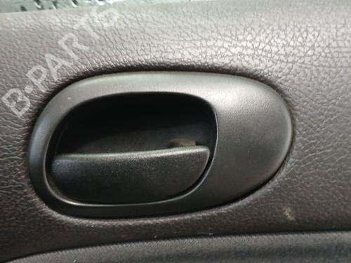 Maneta interior trasera derecha Maneta interior trasera derecha PEUGEOT 206 Hatchback (2A/C) 1.4 HDi eco 70 (68 hp) 34446569 34446569
