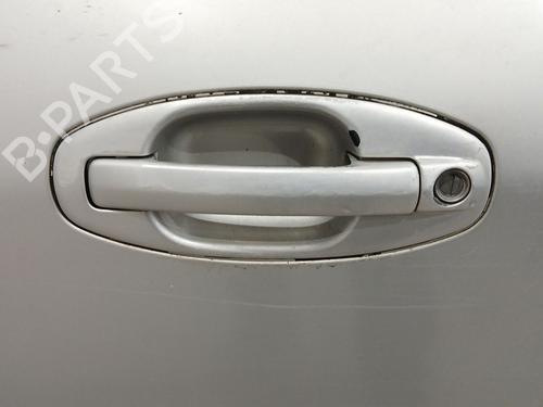 Used Front left exterior door handle HYUNDAI SANTA FÉ I (SM) 2.0 CRDi (113 hp) 27717360
