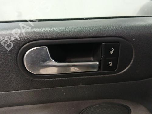 Used Front left interior door handle Front left interior door handle 38747850 38747850